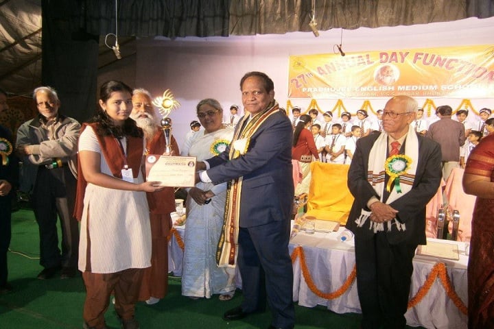 Prabhujee English Medium School-Prize