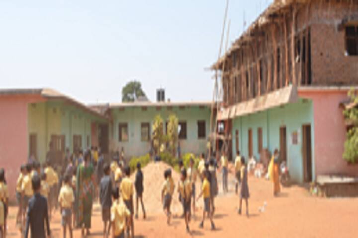 Redwoods English School-Campus