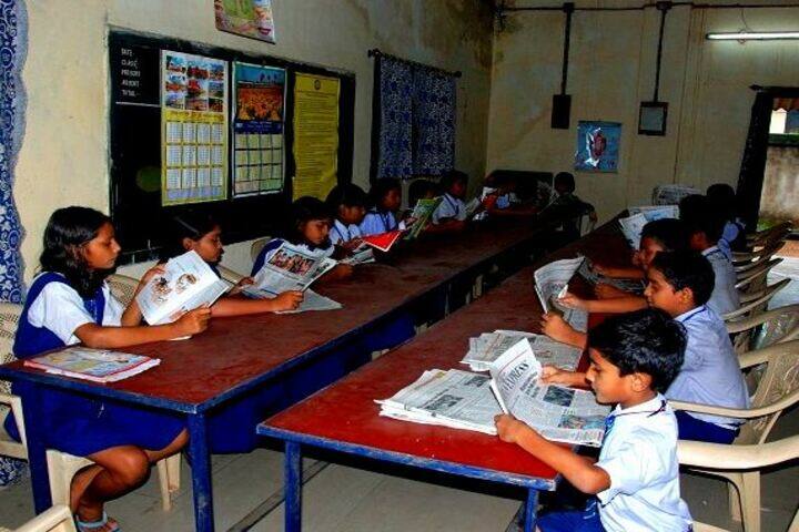 South Eastern Railway Miixed High School-Library