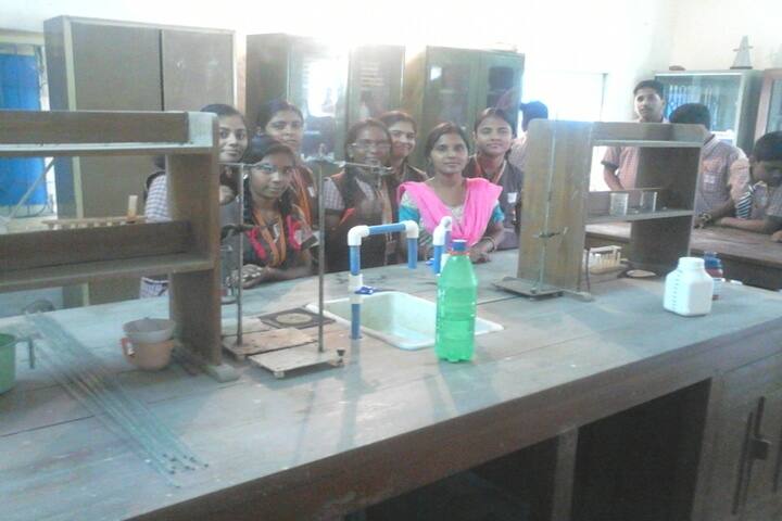 Sri Sathya Sai Kiddies Abode-Lab