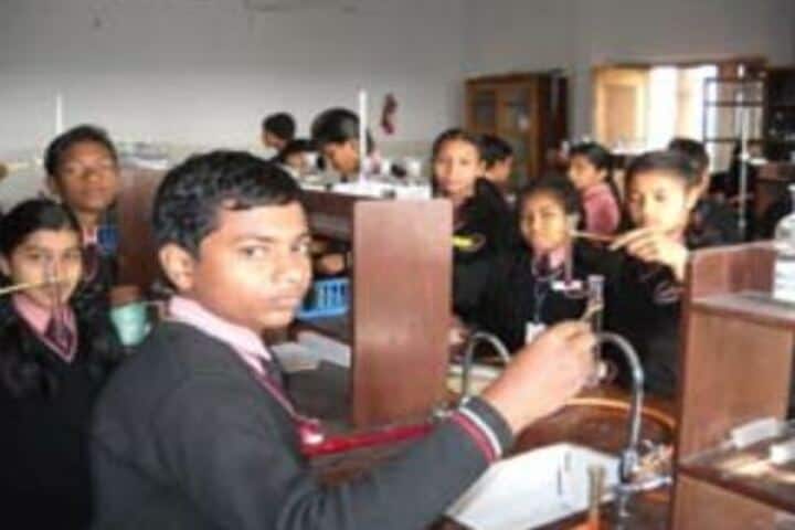 St Arnolds School-Chemistry Labs