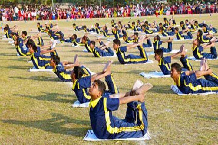 St Arnolds School-Yoga
