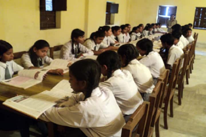 Guru Vashistha Vidyayan-Library