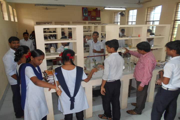 Jawahar Navodaya Vidyalaya Yanam-Chemistry Lab
