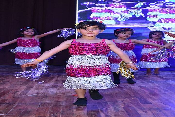 Aakarshan Public School-Dance