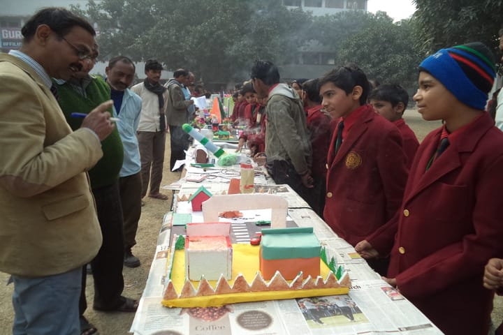 Gurukul Vidyapeeth-Science Exhibition