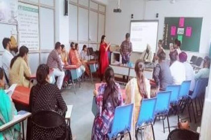 Akal Academy-Digital Classroom