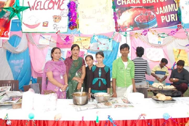 Anand Public School-Food Fest