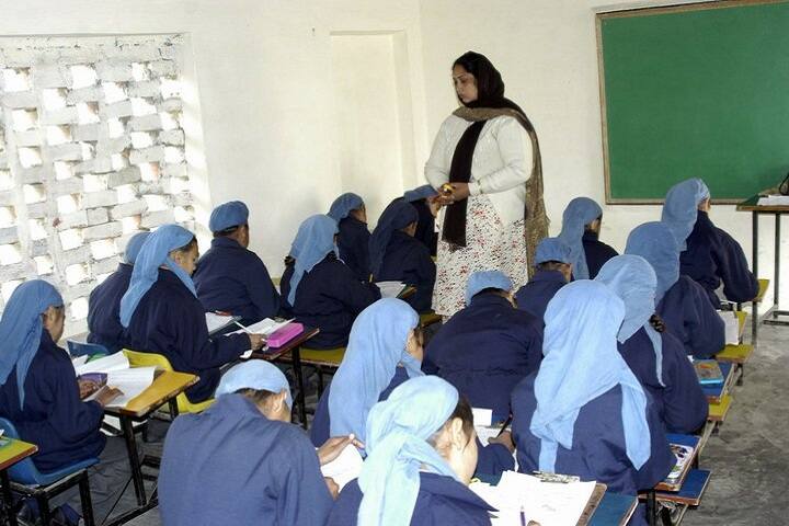 APKF Public School-Class Room