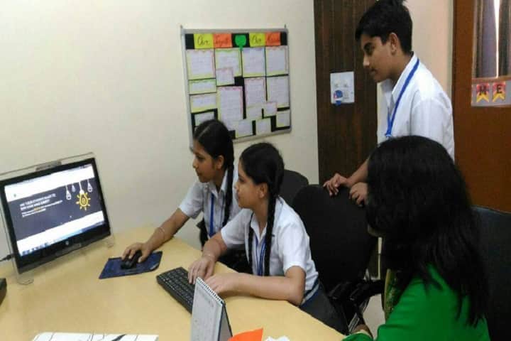 Ashmah International School-Laboratory