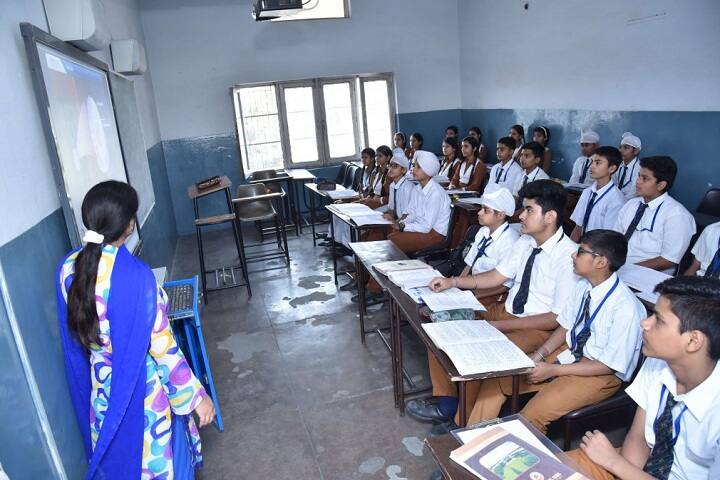 Atam Public Senior Secondary School-Classroom smart