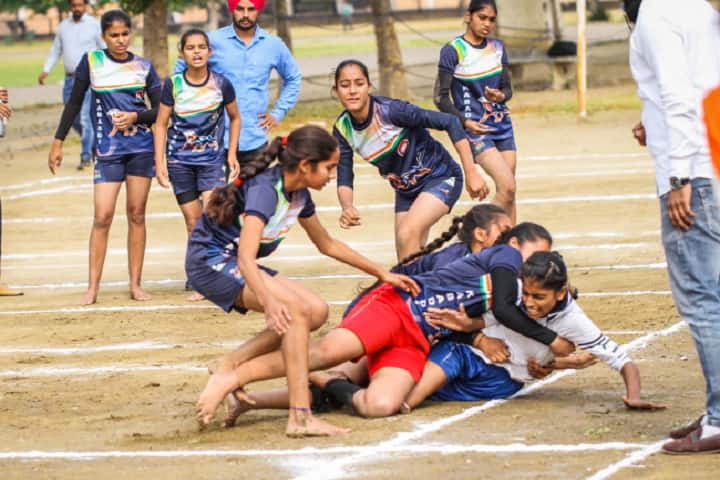 B B M B D A V Public School-Sports kabbadi