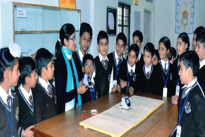 BSMSD Rajput Public School-Laboratory