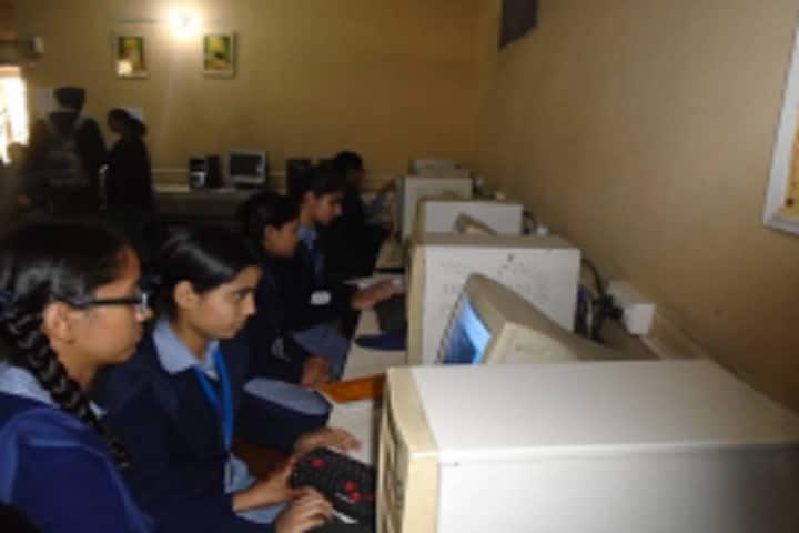 Baba Isher Singh Nanaksar Public School-IT-Lab