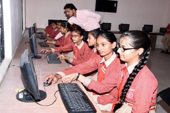 Bal Vatika Public School-IT-Lab