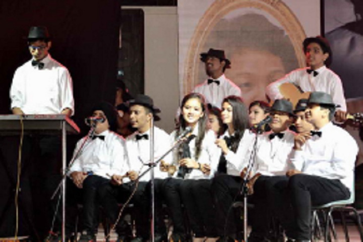 Bawa Lalvani Public School-Group Singing