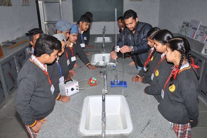 Bhartiya Public School-Laboratory