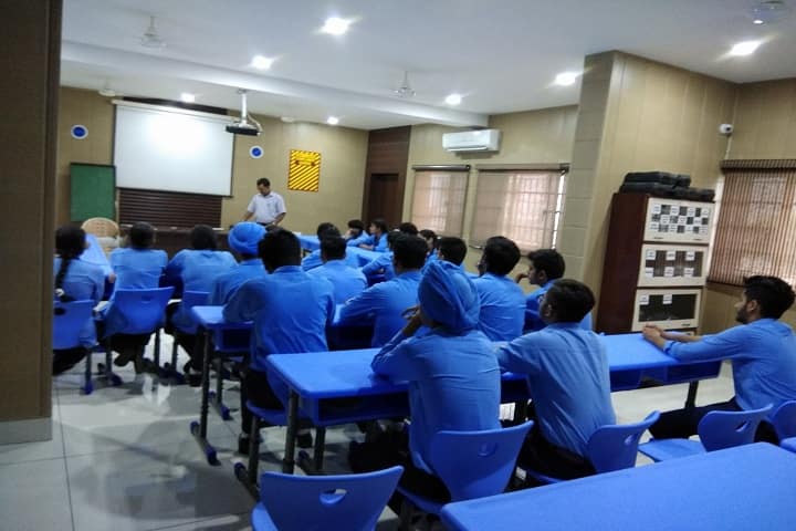 Bhartiya Vidya Mandir-Classroom