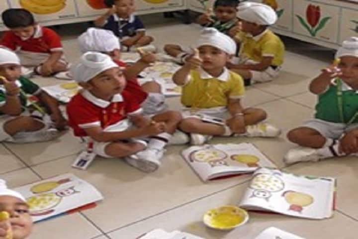 Broadway Public School-Kindergarten Activity