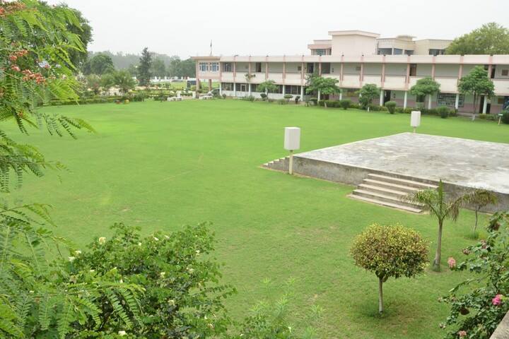 Budha Dal Public School-Playground
