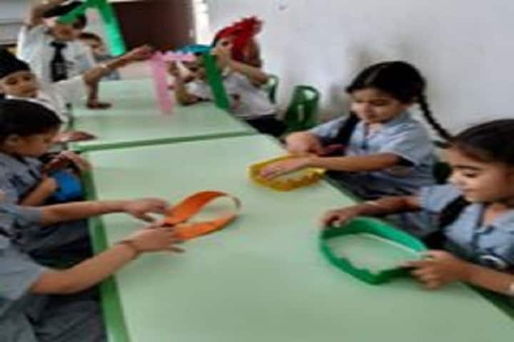 Cambridge International School-Art and Craft