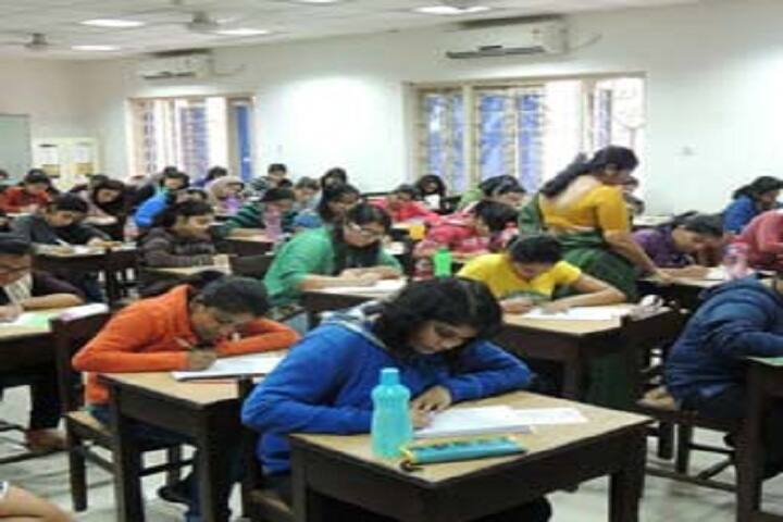 Cambridge International School-AC Campus