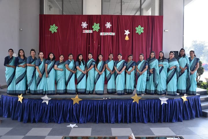 Cambridge International School-Staff
