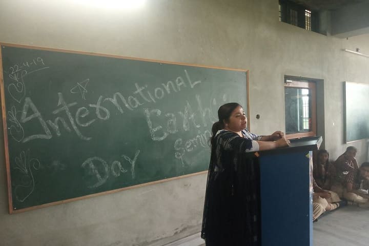 Chanakya School-Seminar