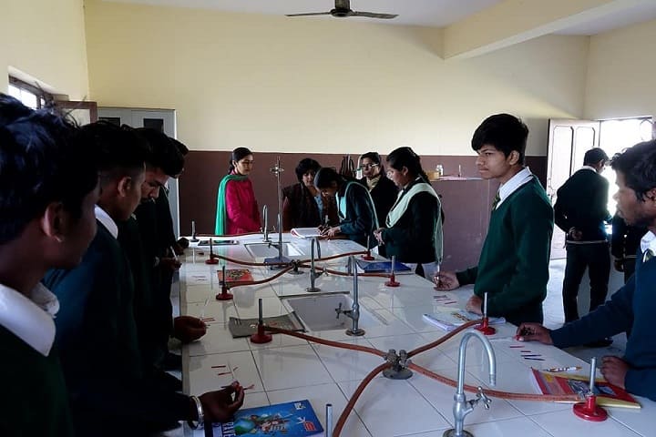 Chopra Public School-Physics Lab