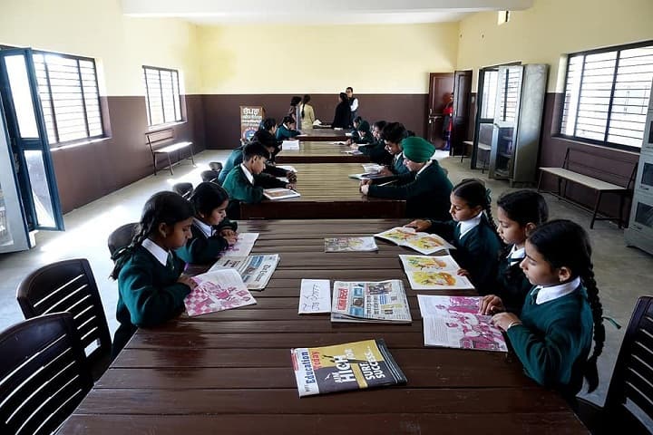 Chopra Public School-Reading room
