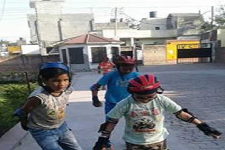 Chopra Public School-Skating Training