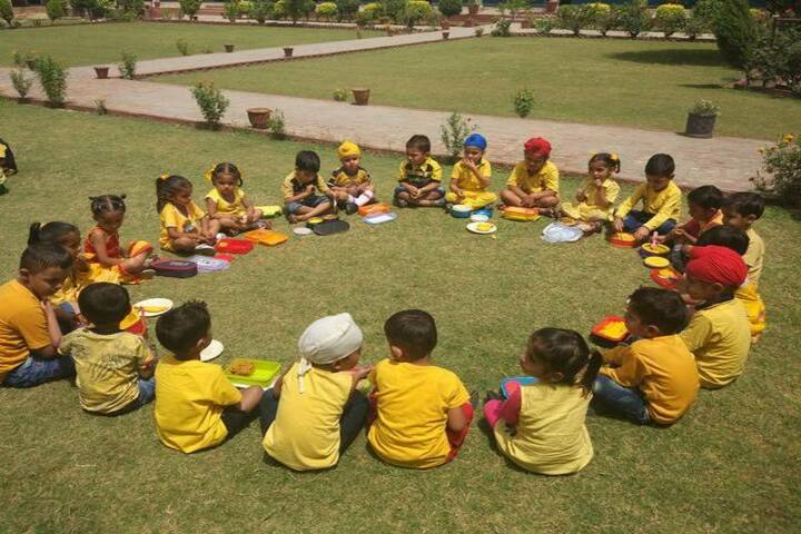 Cms Guru Kashi Public School-Outdoor Activity