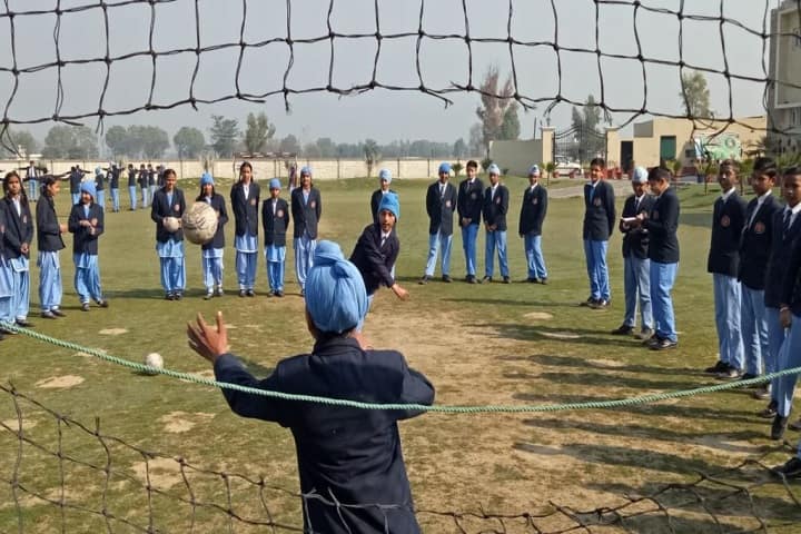 CMS Guru Kashi Public School-Football Training