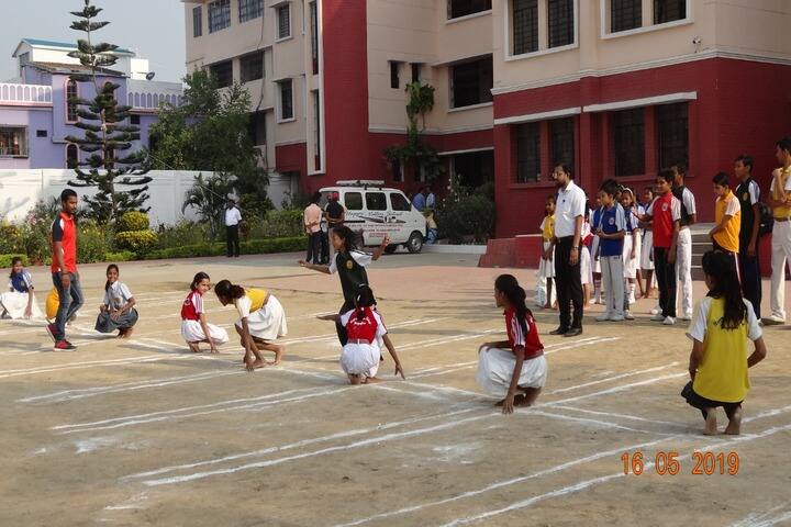 Happy Valley School-Games