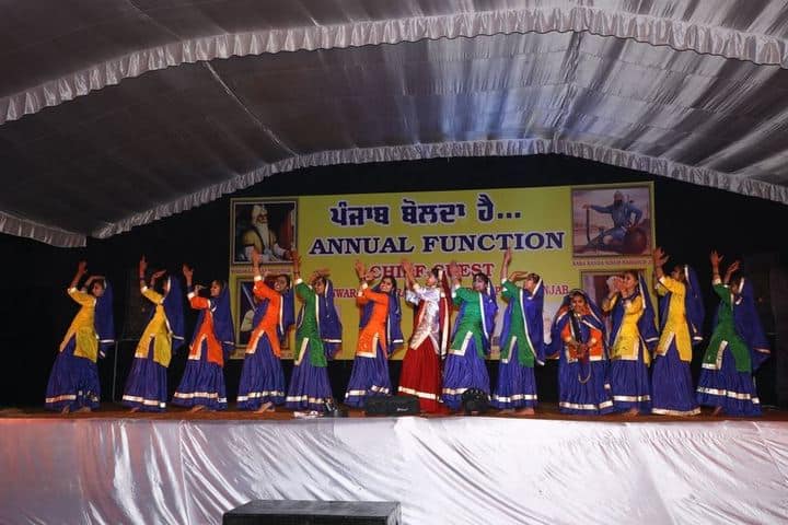 Dashmesh Parivar International School-Dance