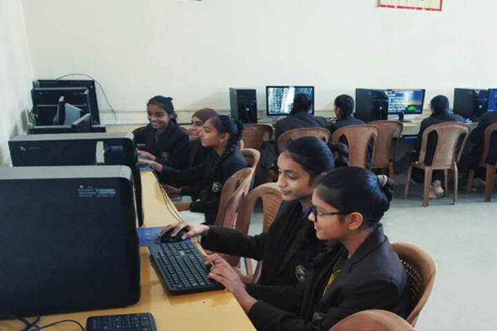 DAV Public School-Computer Lab