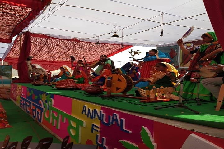 Deewan Toddar Mall Public School-Annual day