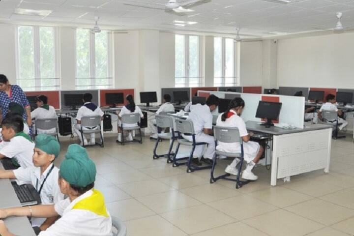 Delhi Public School-Computer Lab