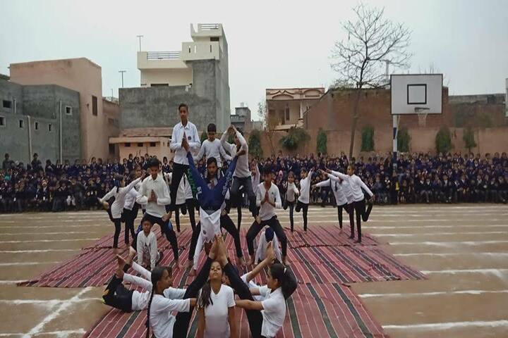 Des Raj Heritage Public School-Yoga day