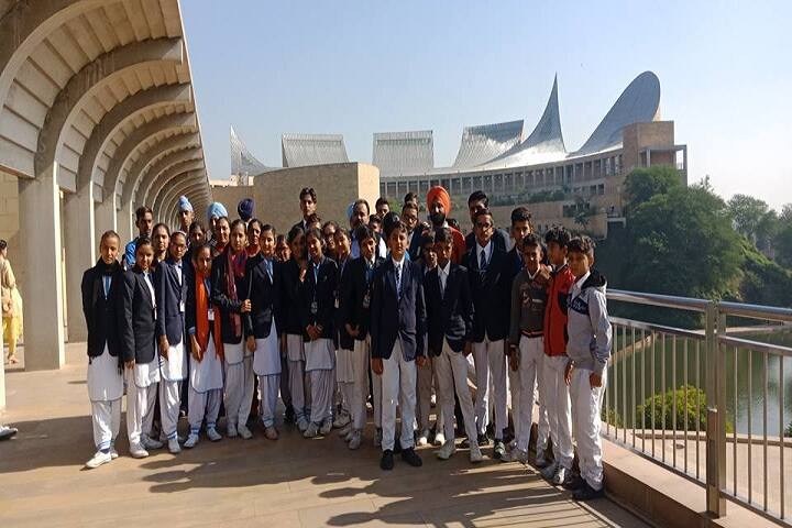 Divine Mata Gujri Public School-Excursion