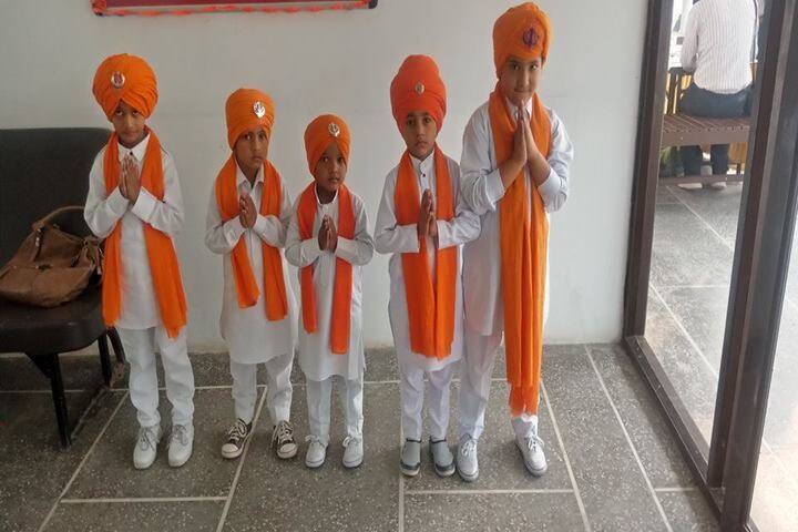 Divine Mata Gujri Public School-Fancy Dress