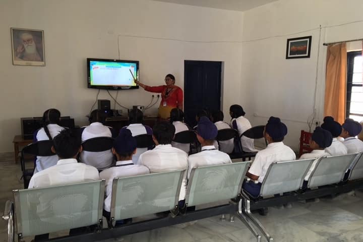 Doon Oxford School-Smart Classes