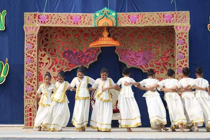 Doon Public School-Dance