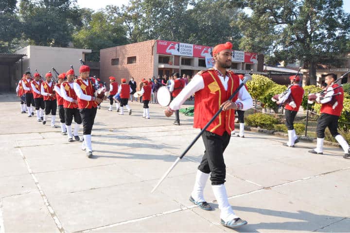 Dr Daulat Ram Bhalla Dav Centenary Public School-Cafeteria