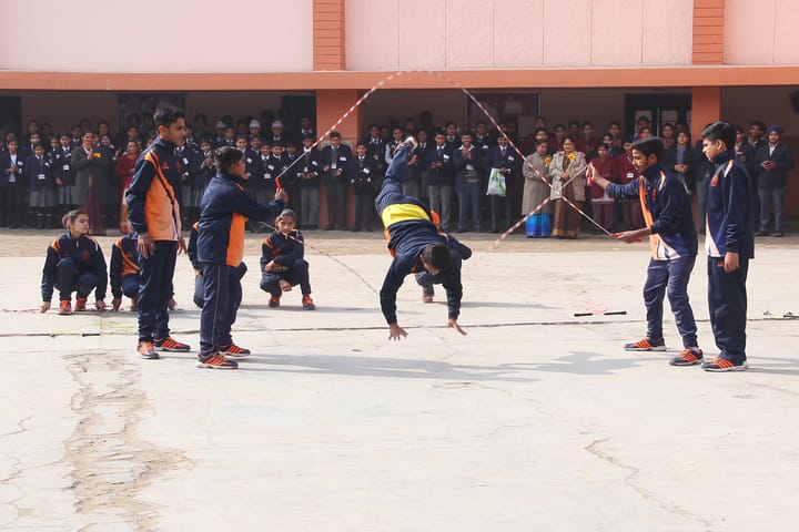 Dr Daulat Ram Bhalla Dav Centenary Public School-Games