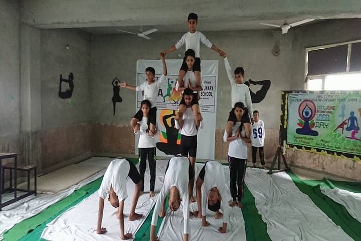 Dr Daulat Ram Bhalla Dav Centenary Public School-Yoga day