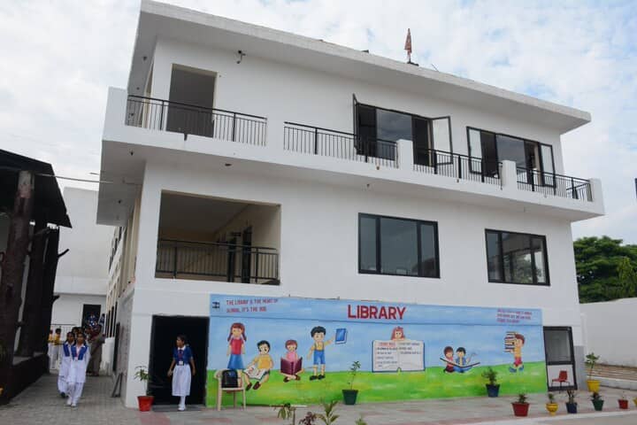 Everest Public Senior Secondary School-School Building