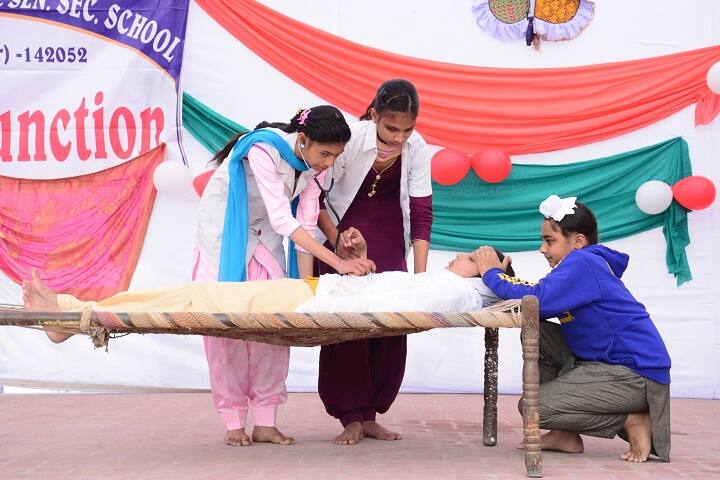 Ferozeshah Anglo Sikh War Memorial Public Senior Secondary School-Drama