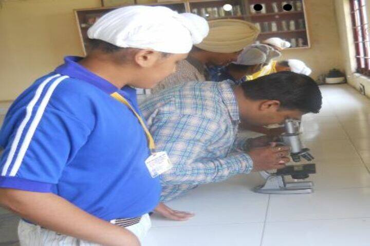 Ghoman International Public School-Biology Lab
