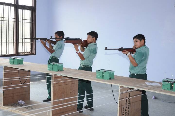 Green Land Day Boarding Public School-Games